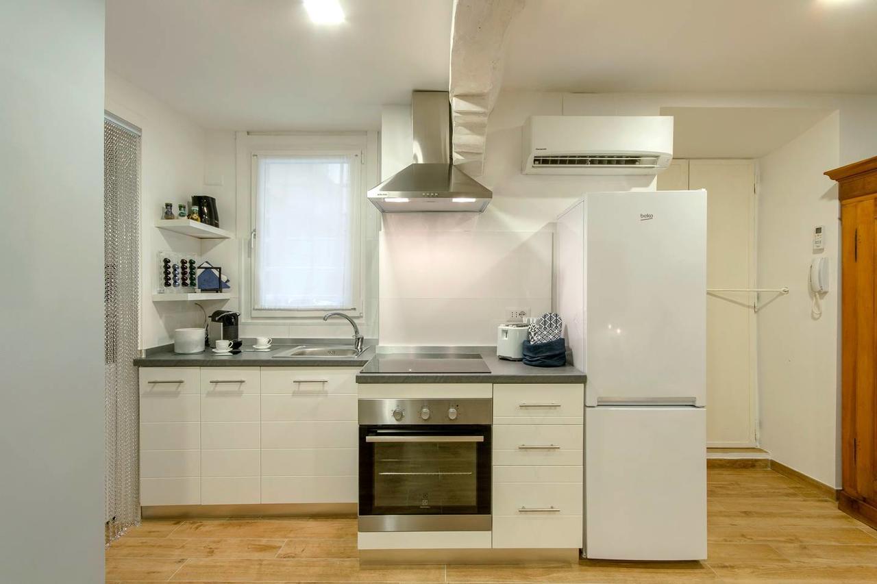 Brand New! Luxurious Apartment In Heart Of Milano Ngoại thất bức ảnh